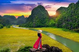 Gorgeous Tour of Bikes and Hikes in Northern Vietnam 14 Days